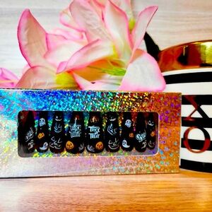 Mail Art & Co.:Black Stilleto #2